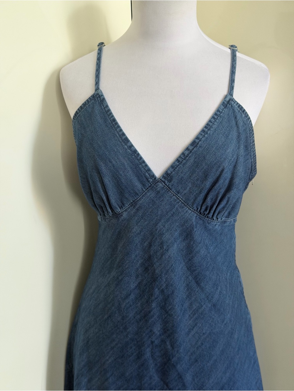 Topshop Sleeveless Denim Maxi Dress in Medium Blue sz 8 - Picture 3 of 9